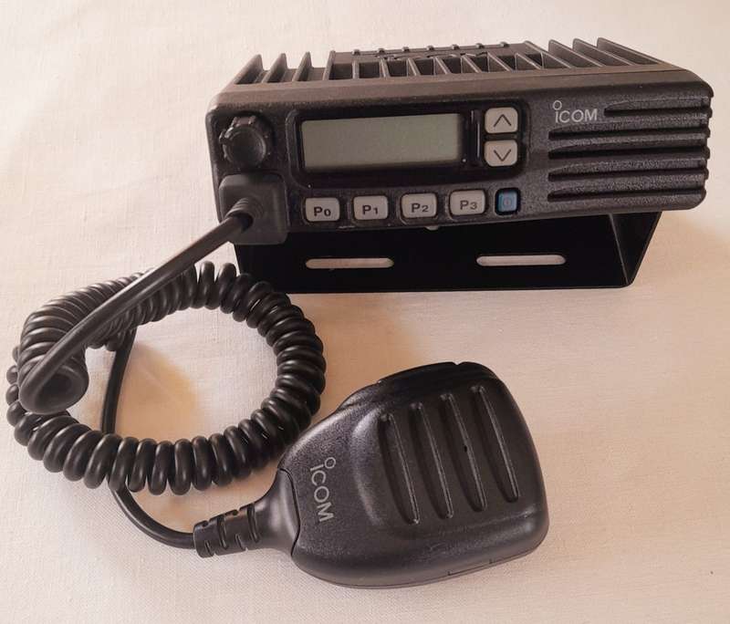 ICOM IC-F110 VHF TRANSCEIVER